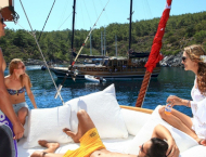 contact-yachts-aegean-clipper-012