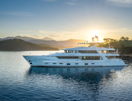 contact-yachts-sunrise-002