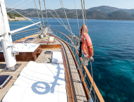 contact-yachts-grace_0020