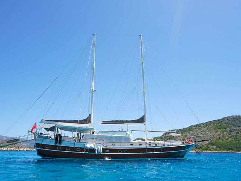 contact-yachts-prenses-esila_0004