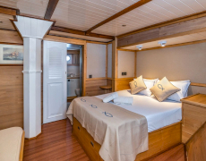 contact-yachts-amazon-solo_0002