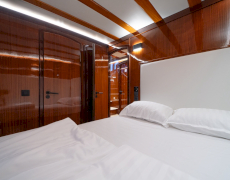 contact-yachts-allure_0005