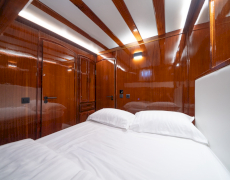 contact-yachts-allure_0006