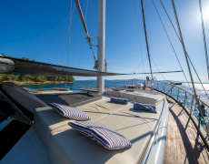 contact-yachts-allure_0017