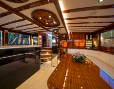 contact-yachts-allure_0023