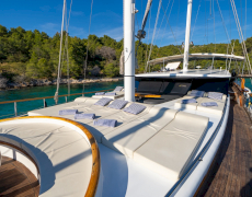 contact-yachts-allure_0025