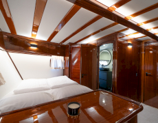 contact-yachts-allure_0038