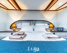 contact-yachts-luja_0001