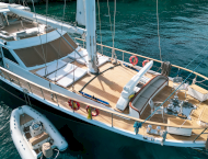 contact-yachts-luja_0011