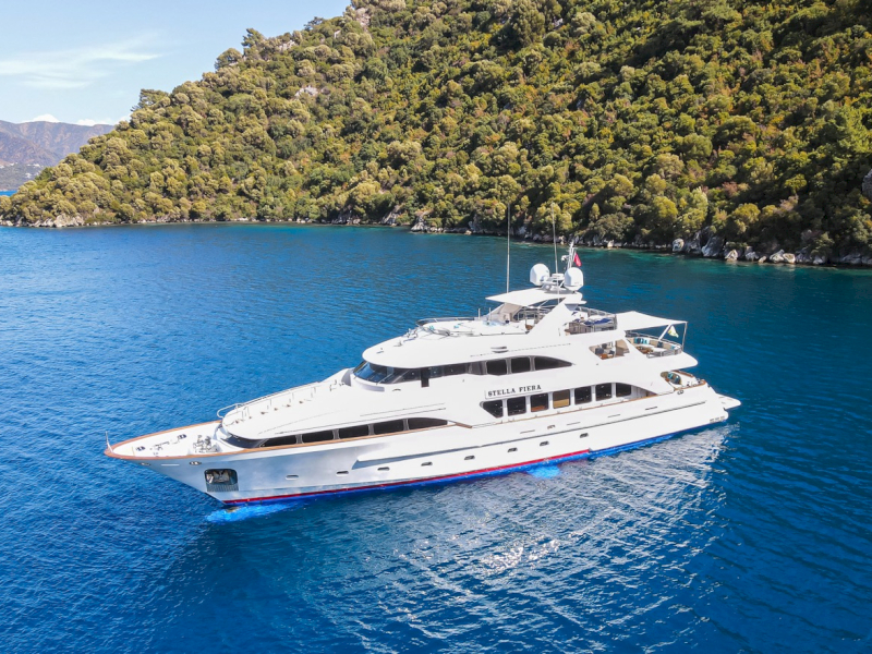 contact-yachts-stella-fiera_0006