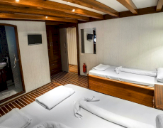 contact-yachts-love-boat_0003