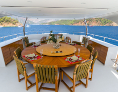 contact-yachts-takara-one_0005