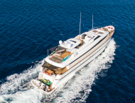 contact-yachts-axella_0001