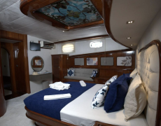 contact-yachts-luce-del-mare_0001